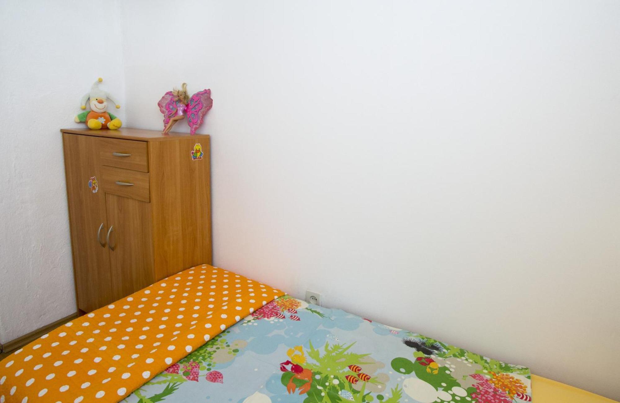Apartments By The Sea Brela, Makarska - 11821 Room photo